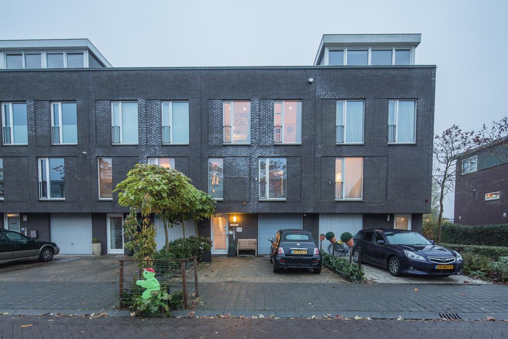 Sleep At Slim Amsterdam Bed and Breakfast Εξωτερικό φωτογραφία